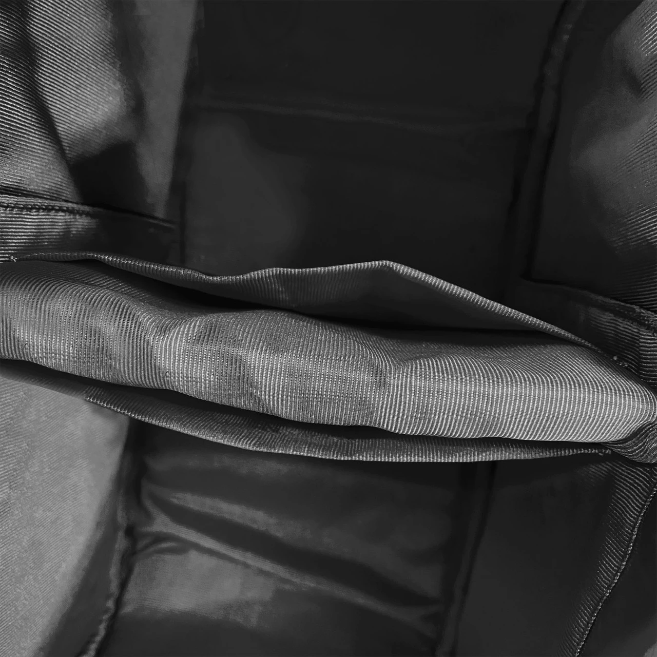 Chloe Noel Tote Bag's TT211 - Black 5 Chloe Noel Tote Bag's TT211 - Black - Image 3